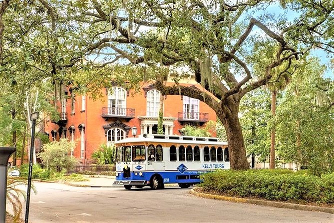 Savannah Land & Sea Combo: City Sightseeing Trolley Tour with Riverboat Cruise - The trolley route through Savannah’s squares