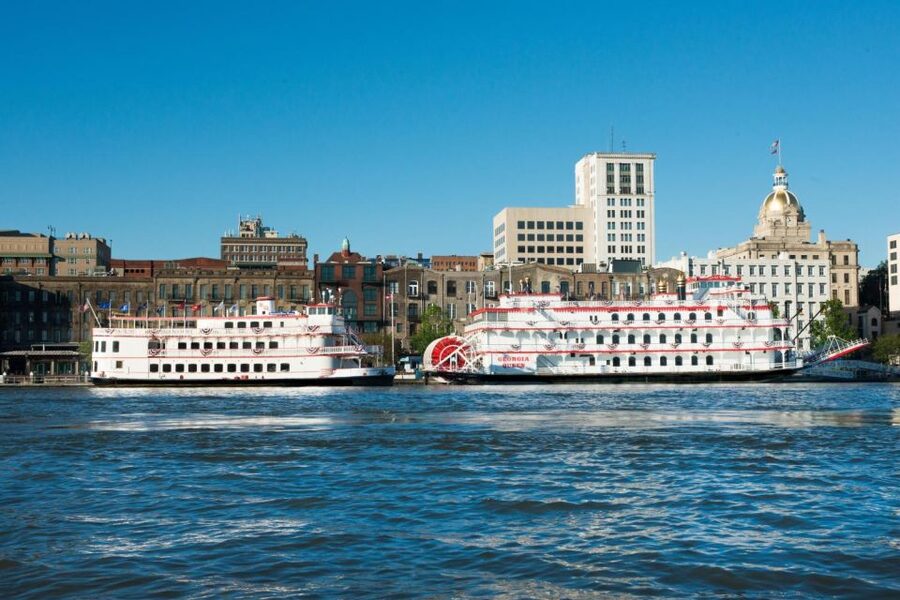 Savannah: Riverboat Cruise & City Tour Combo - What You Learn About Savannah on Land