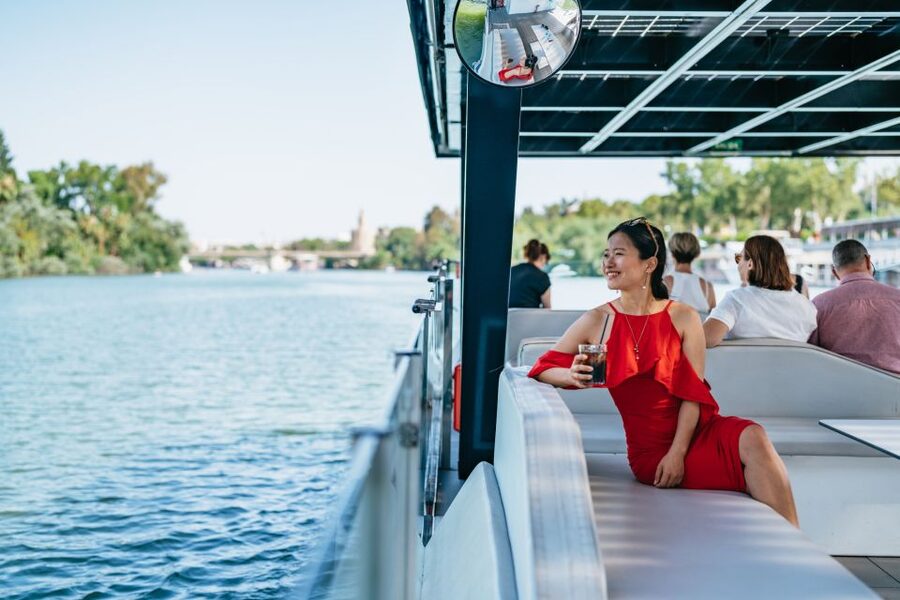 Seville: 1-Hour Guadalquivir River Sightseeing Eco Cruise - Triana and the first river views