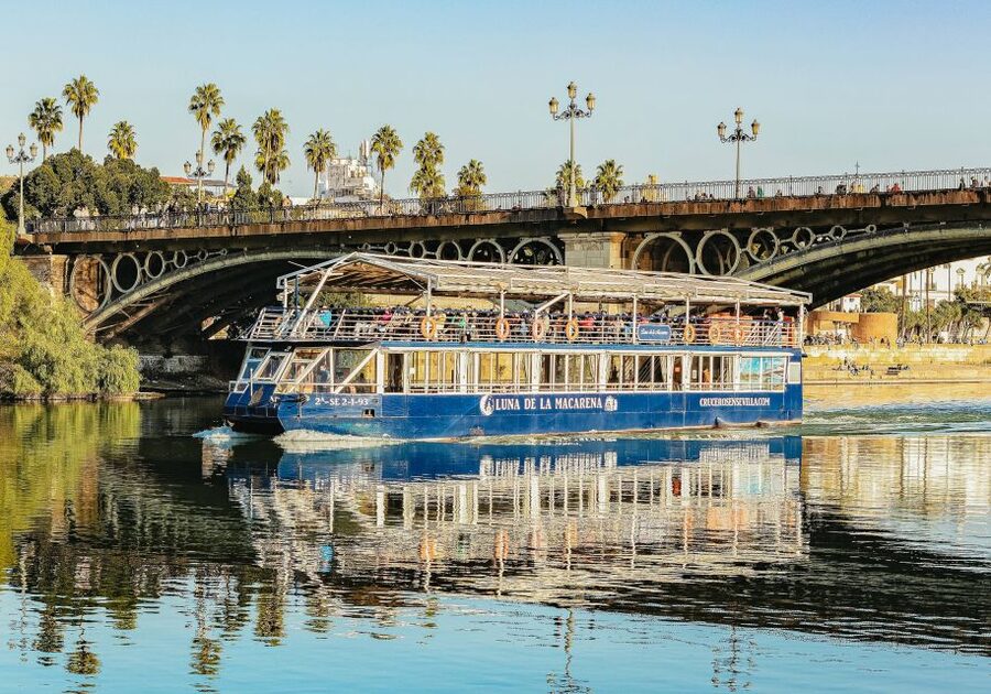 Seville: Guadalquivir River Cruise - Starting beside the Torre del Oro