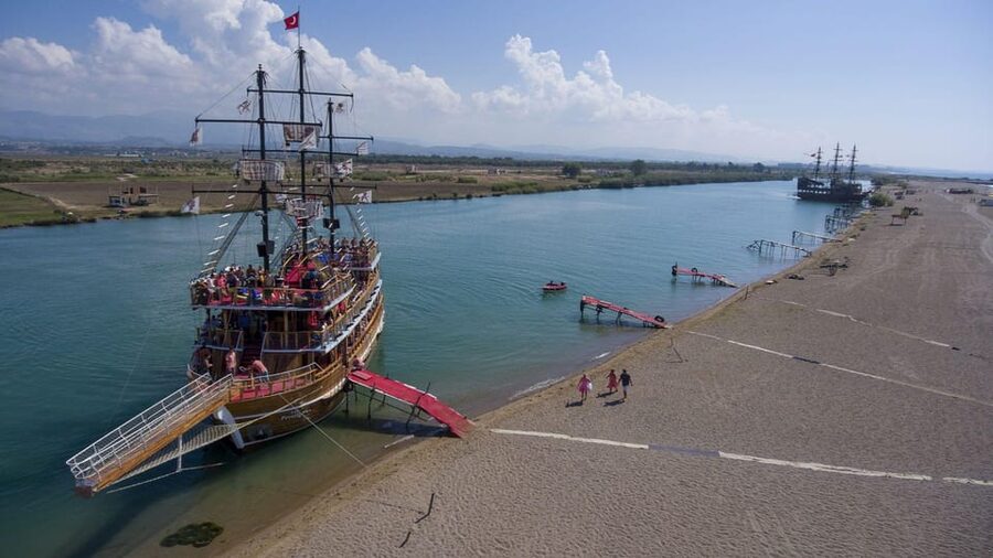 Side: Dolphin Island Boat Trip with Lunch & Unlimited Drinks - Music, dancing, and the foam party