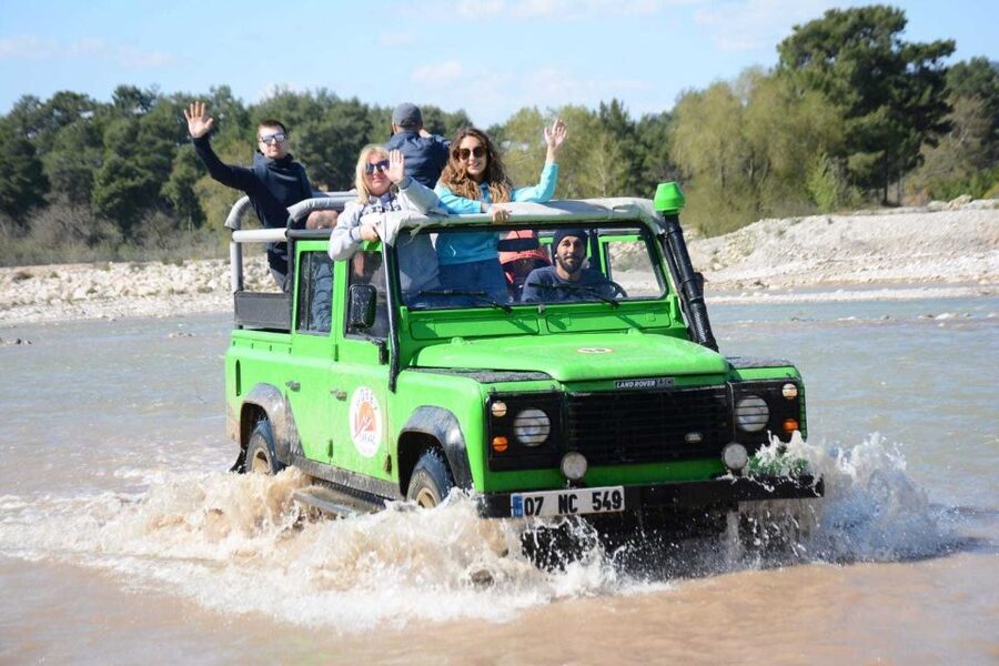 Side: Green Canyon Jeep and Boat Tour with Lunch - Green Lake by boat