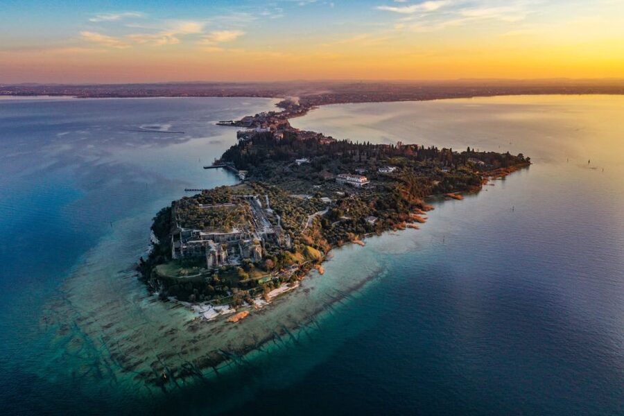 Sirmione: Sunset Boat Cruise with Local Wine - Meeting at Piazzale Porto