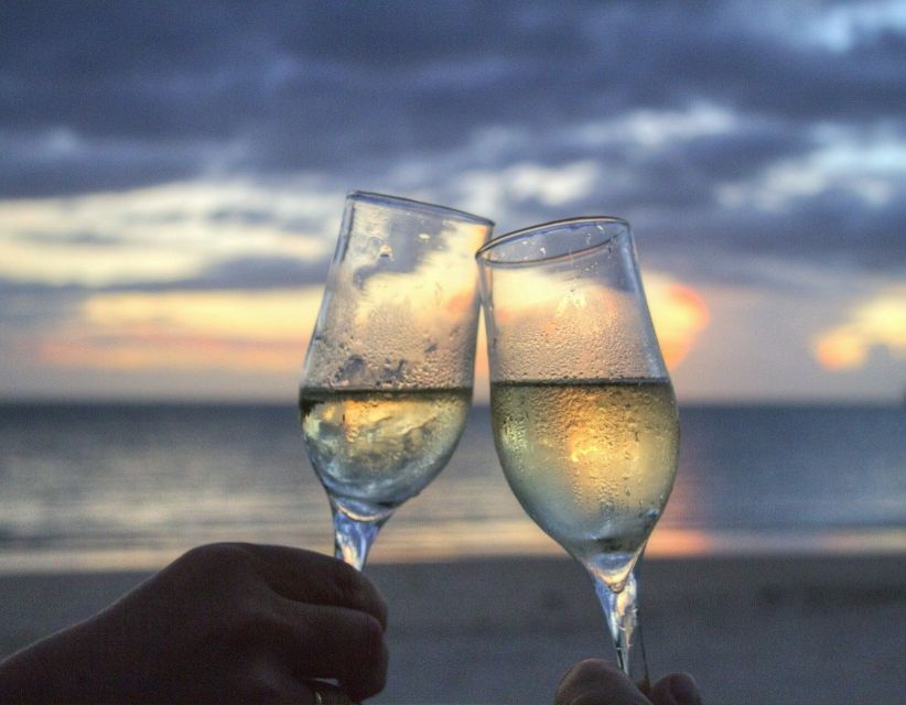 Sirmione: Sunset Boat Cruise with Local Wine - The Harbor and Scaligero Castle