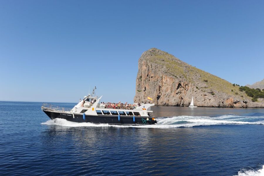 Sóller: Boat Trip to Sa Calobra and Torrent de Pareis - Walking through the Torrent de Pareis
