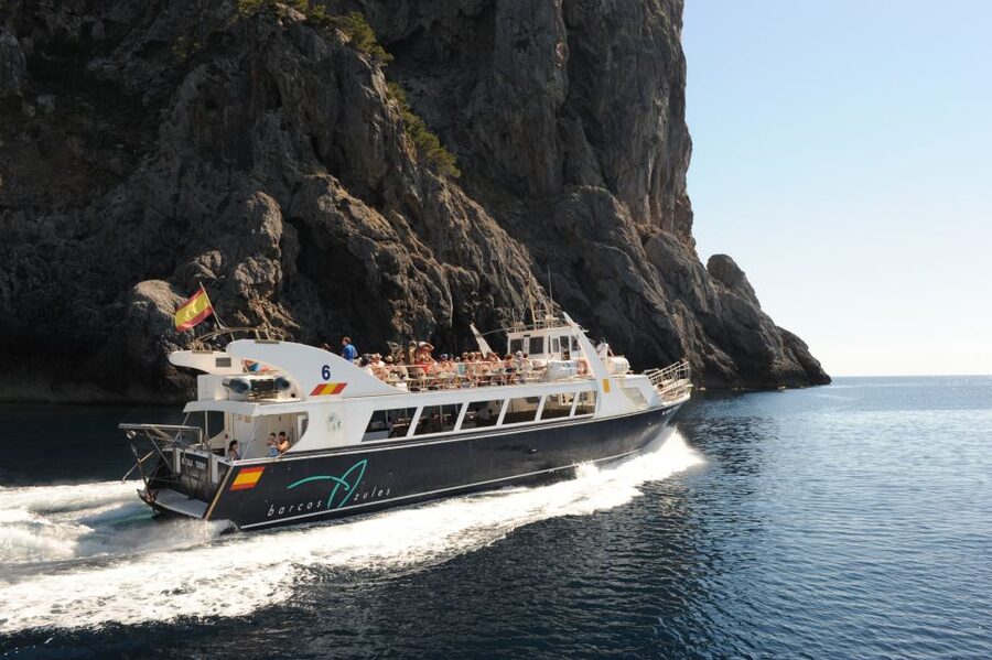 Sóller: Boat Trip to Sa Calobra and Torrent de Pareis - Food, drinks, and the captive-market issue
