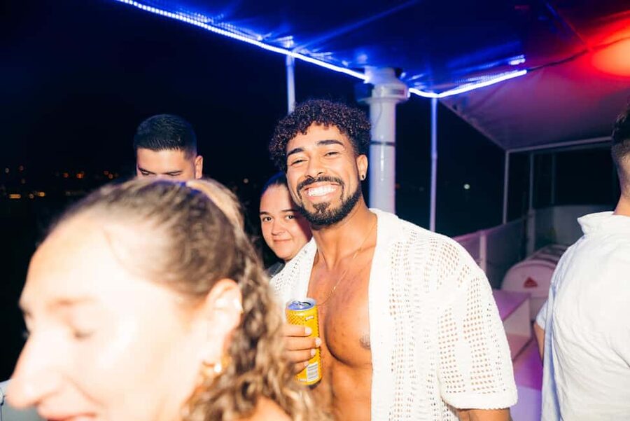 Split: Night Boat Party with Free Shots, Dj and After Party - Starting the night beside Topolino