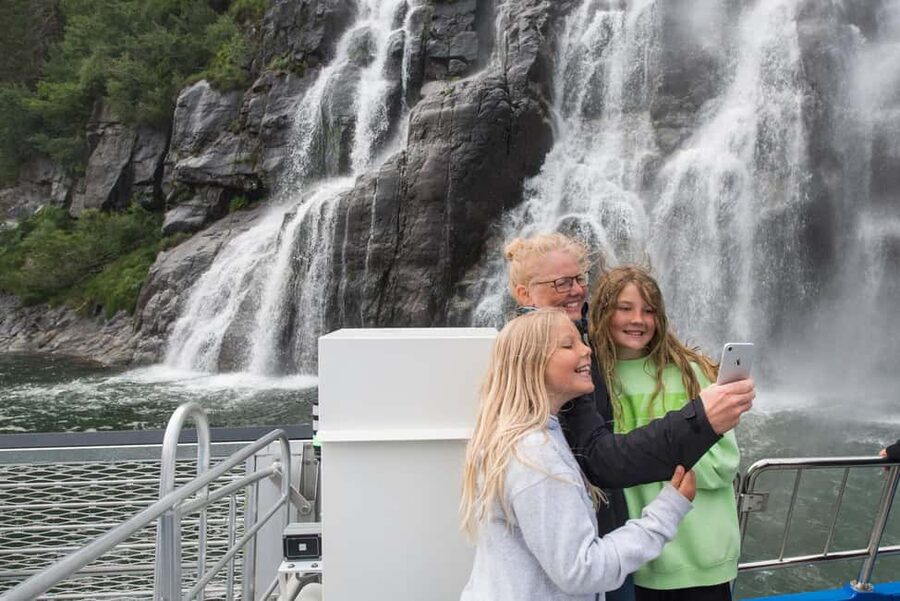 Stavanger: Electric Fjord Cruise to Lysefjord & Preikestolen - Key points to know before you go