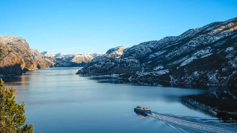 Stavanger: Electric Fjord Cruise to Lysefjord & Preikestolen - From Stavanger harbor into Lysefjord