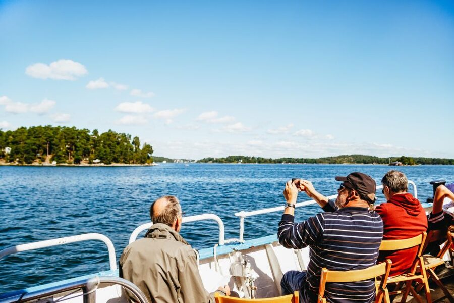 Stockholm: City Archipelago Sightseeing Cruise with Guide - What the scenery is like along the route