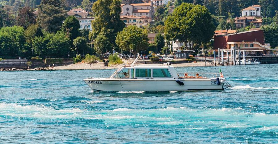Stresa: 3 Borromean Islands Hop-On Hop-Off Boat Tour - Isola Madre: gardens, birds, and a peaceful first stop