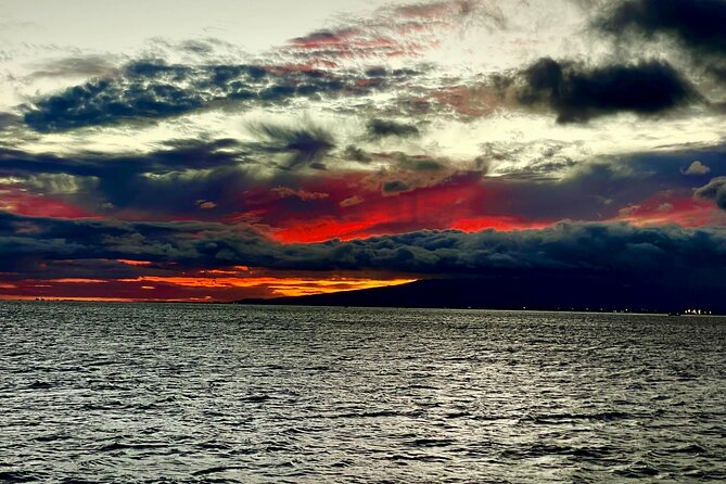 Sunset Dinner Cruise in Honolulu, Hawaii - Booking advice before you commit