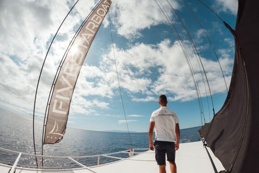 Tenerife: Catamaran Cruise with Brunch and Unlimited Drinks - Unlimited drinks, with a few important limits