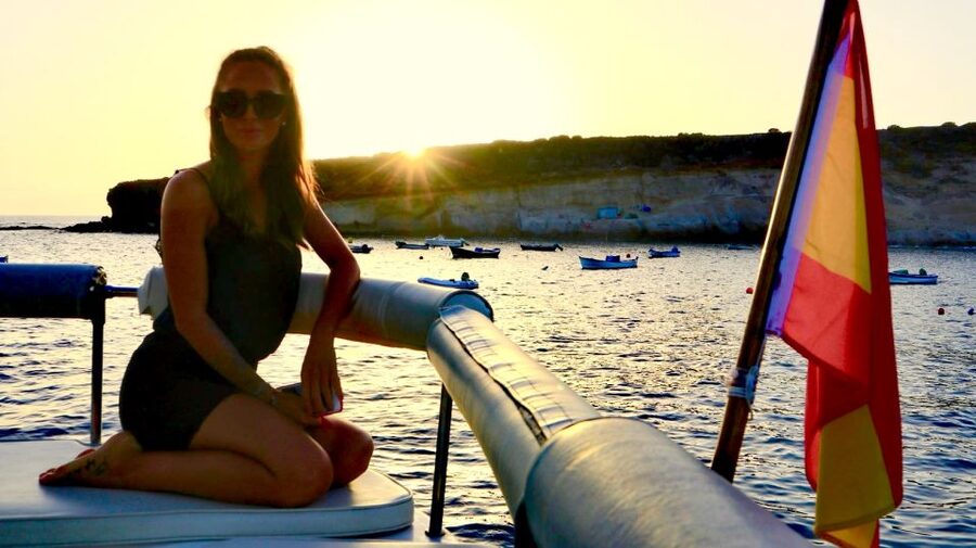 Tenerife: Sunset Catamaran Tour with Transfer, Buff & Drinks - The return sail and Tenerife sunset