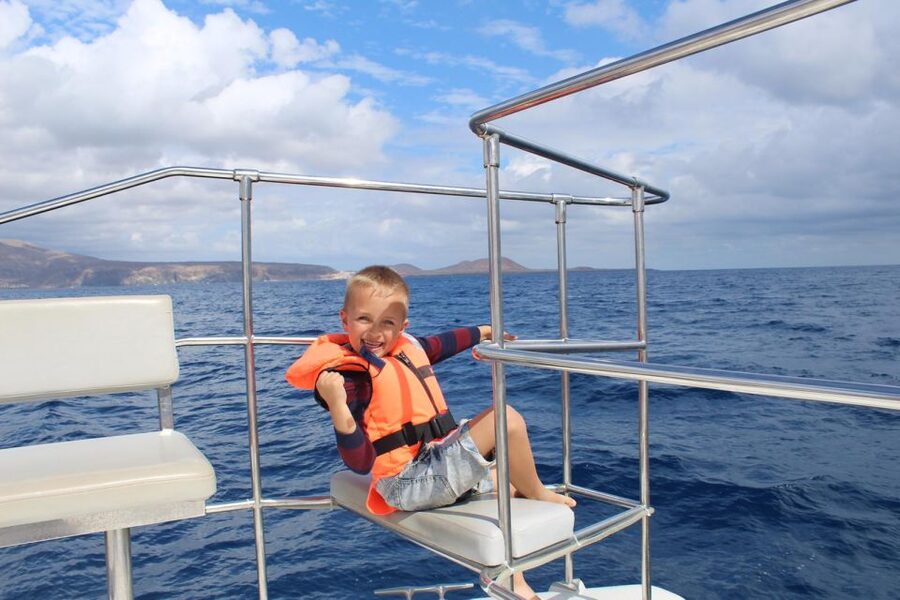 Tenerife: Sunset Catamaran Tour with Transfer, Buff & Drinks - Who will enjoy this catamaran most