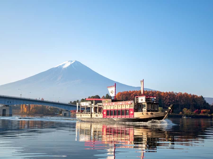 Tokyo: Mt. Fuji and Kawaguchiko Full-Day English Guided Tour - Meeting at Toranomon Hills before 7:40 AM