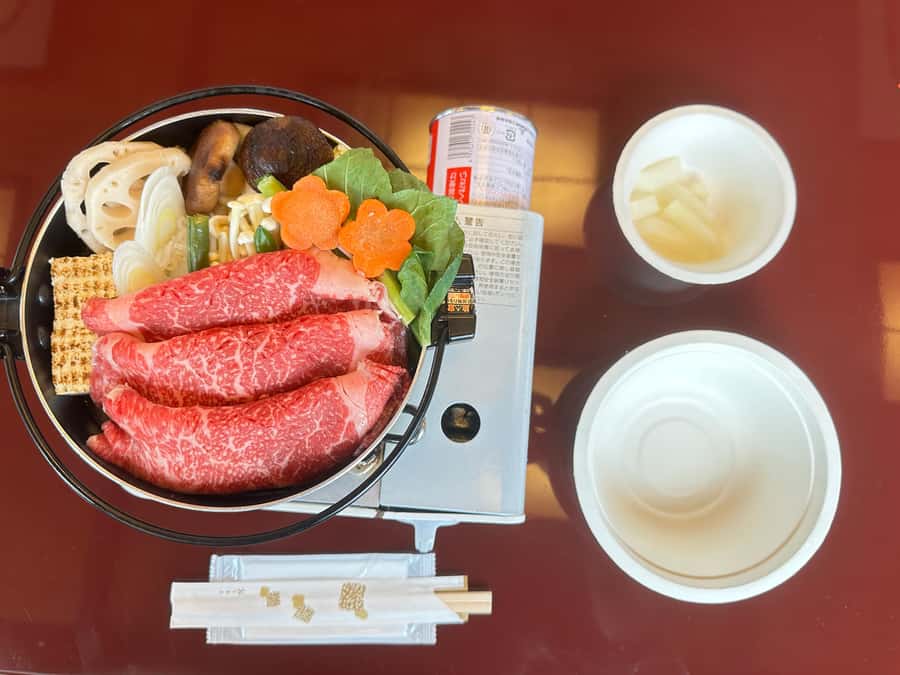 Tokyo: Yakatabune Dinner Cruise with Japanese Show & Drinks - Meeting the boat at Etchūjima Pier