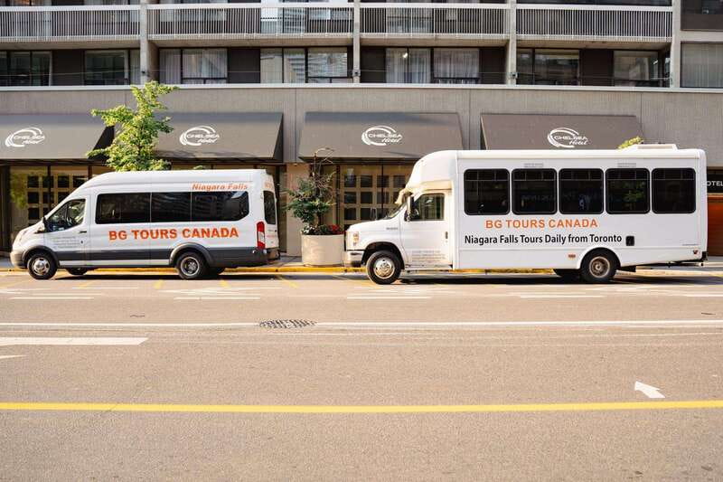 Toronto: Niagara Falls Day Tour with Optional Boat Cruise - Maple Leaf Place and the maple tasting stop