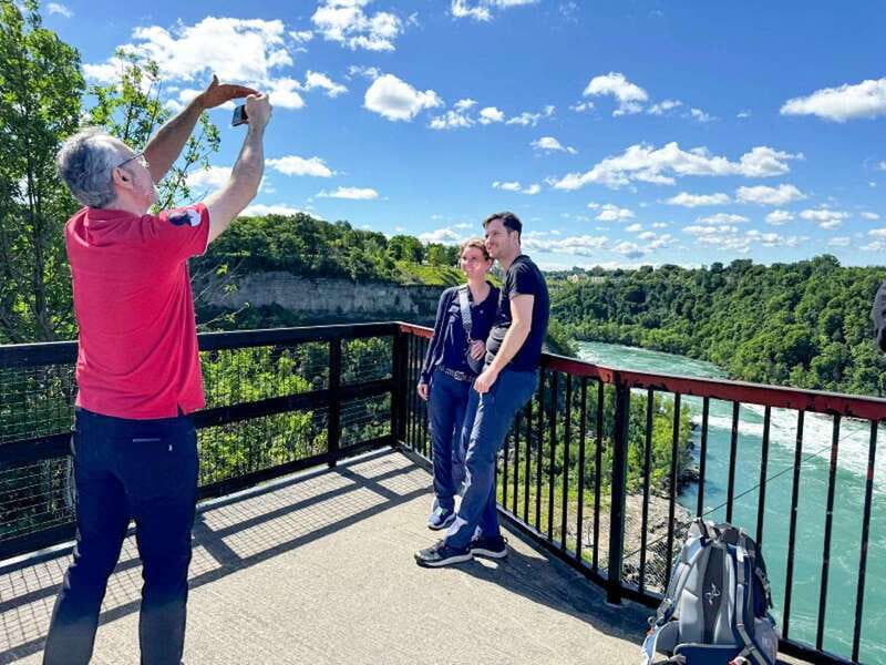 Toronto: Niagara Falls Day Tour with Optional Boat Cruise - Floral Clock, Queenston Heights, and the Niagara Whirlpool