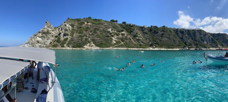 Tropea: Capo Vaticano Boat Trip with Snorkeling & Drink - Why the coast looks best from a boat