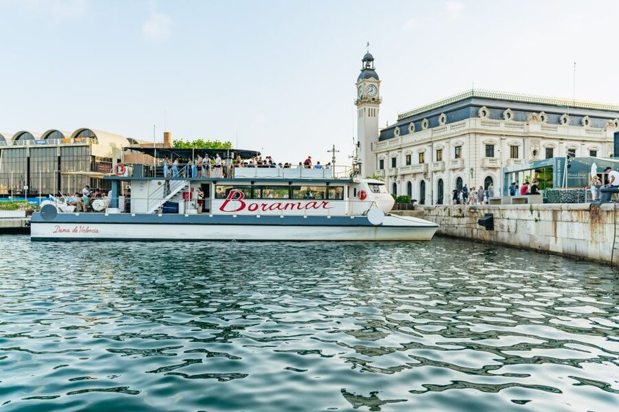 Valencia: Sunset or Daytime Catamaran Cruise with Drink - Should You Book the Boramar Catamaran Cruise?