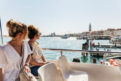 Burano, Torcello & Murano Boat Tour w/Glassblowing