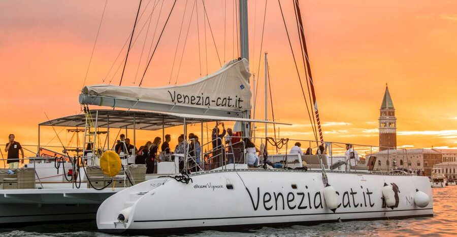 Venice: Catamaran Sunset Jazz Cruise with Aperitivo - Key things to know before you book