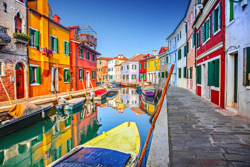 Venice: Murano, Burano & Torcello Boat Tour - Murano’s glassblowing demonstration
