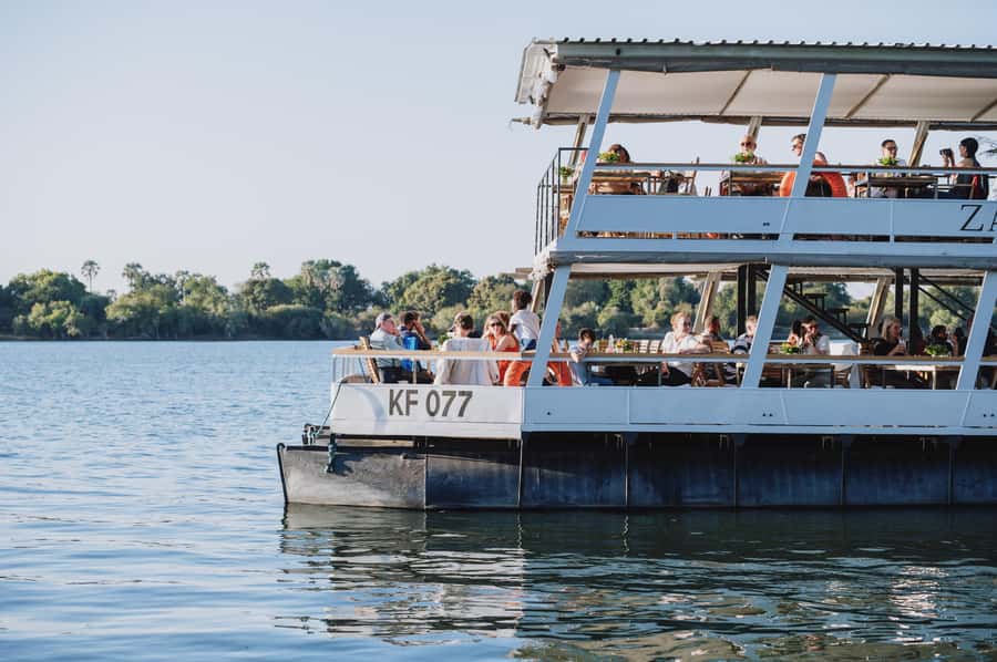 Victoria Falls: Dinner Cruise on the Zambezi River - Wildlife viewing above Victoria Falls