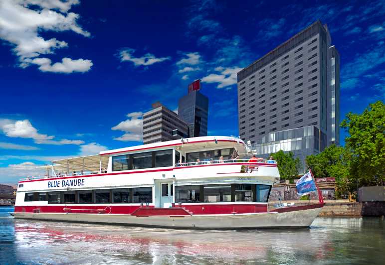 Vienna: City Cruise - A calm start at Schwedenplatz