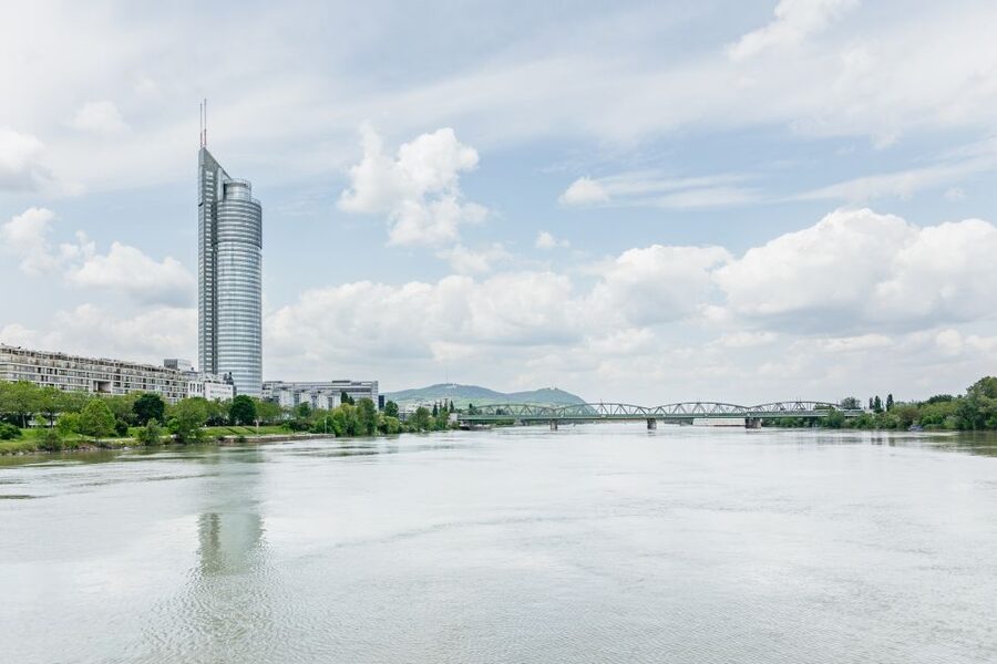 Vienna: City Cruise with Optional Lunch - Seasonal comfort and the best seat