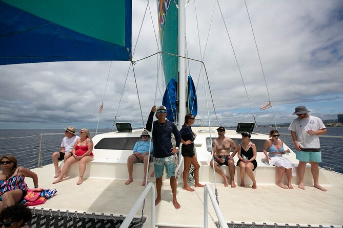 Waikiki Catamaran Snorkel Sail with Lunch: Turtles Guaranteed - Lunch, Drinks, and the Difference Between Departures