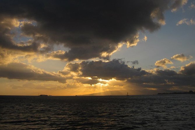 Waikiki Signature Sunset Catamaran Sail - A comfortable boat with a changing crowd