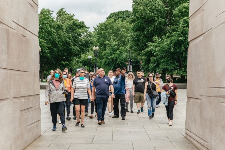Washington, DC: Full-Day Tour with a Scenic River Cruise - FDR and Martin Luther King Jr. Memorials
