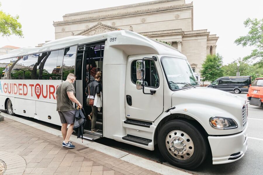 Washington, DC: Full-Day Tour with a Scenic River Cruise - Who should book this DC tour