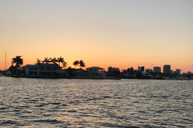 Water Taxi All Day hop-on hop-off Venice of America Boat Tour - Bahia Mar and Swimming Hall of Fame put you near the beach