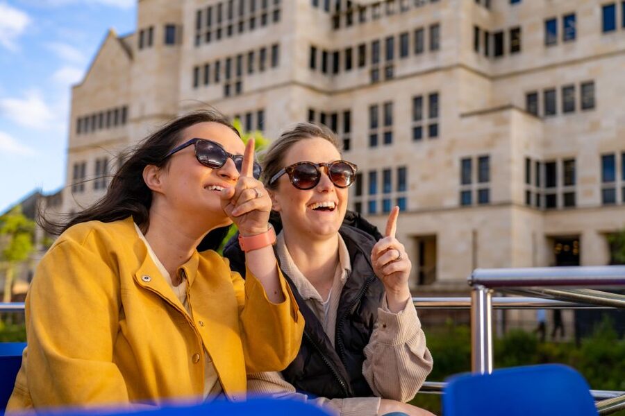 York: Daytime Sightseeing Boat Cruise with Live Commentary - Seeing York from King’s Staith