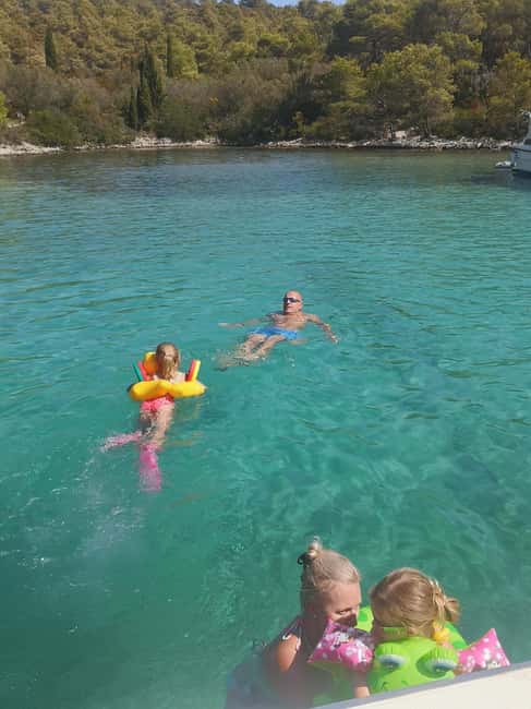 Zadar: 3-Stop Blue Lagoon & Snorkeling Cruise with Drinks - Preko and the walk toward Galevac
